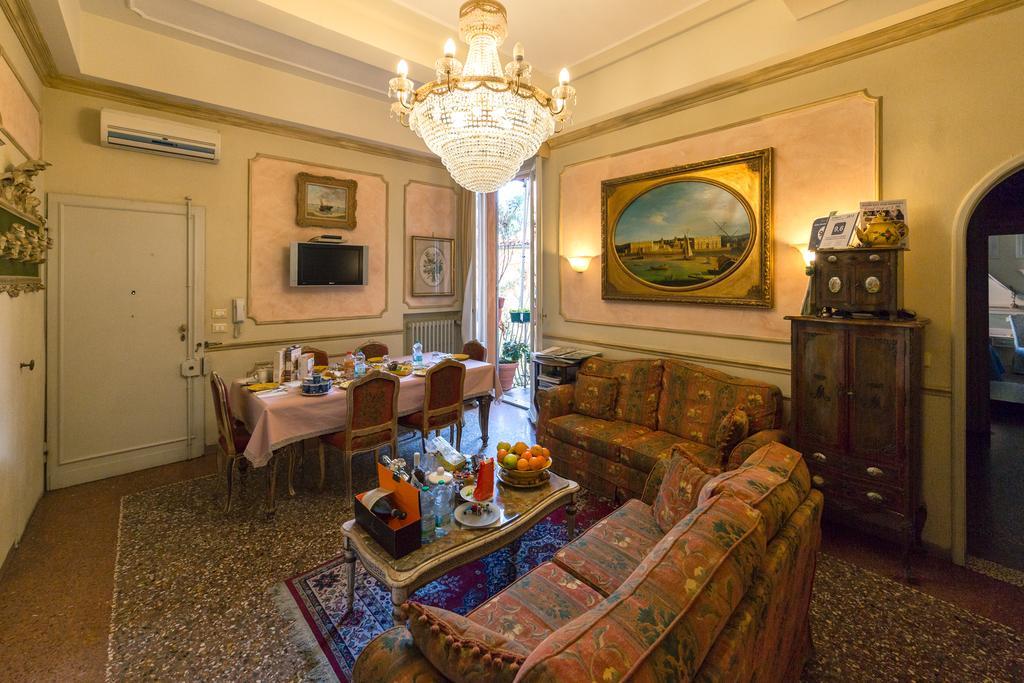 Antica Residenza D'Azeglio Room&Breakfast Di Charme — Foto 2